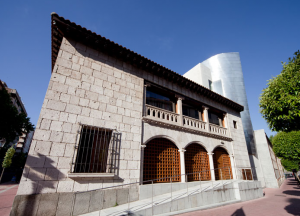 Arquería de la Casa de los Garibay, integrada en la casa-museo Colón