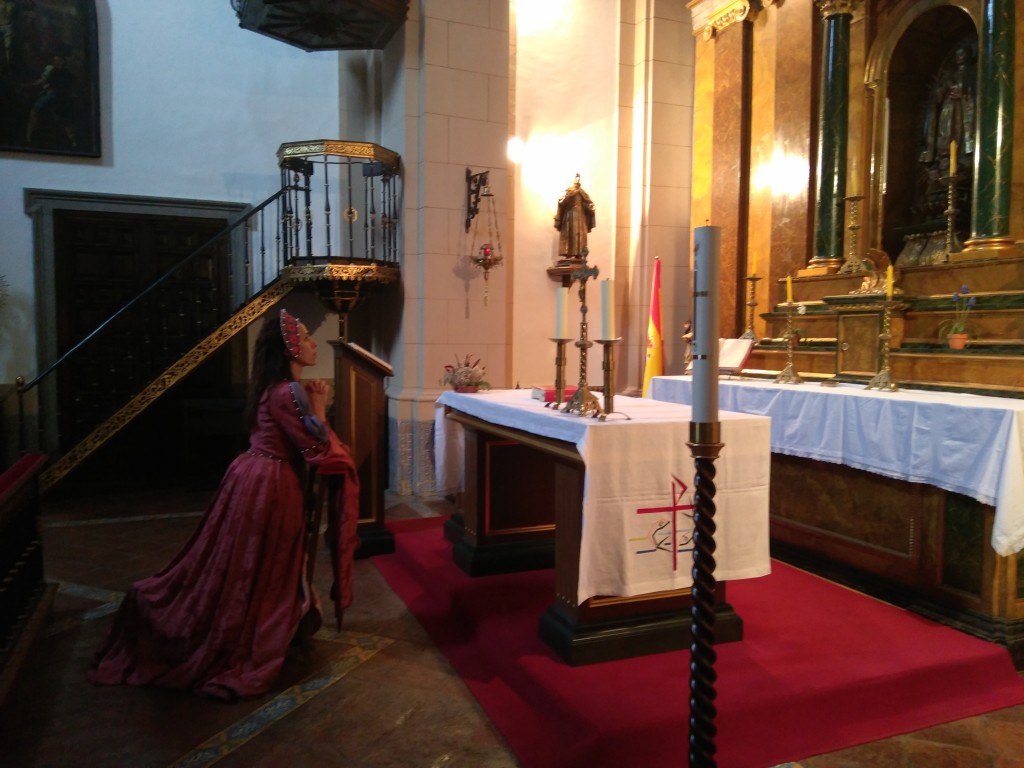 Isabel de Portugal en la capilla de la reina del Palacio Real.