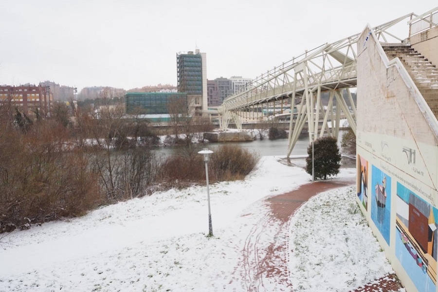 museo de la ciencia con nieve 2